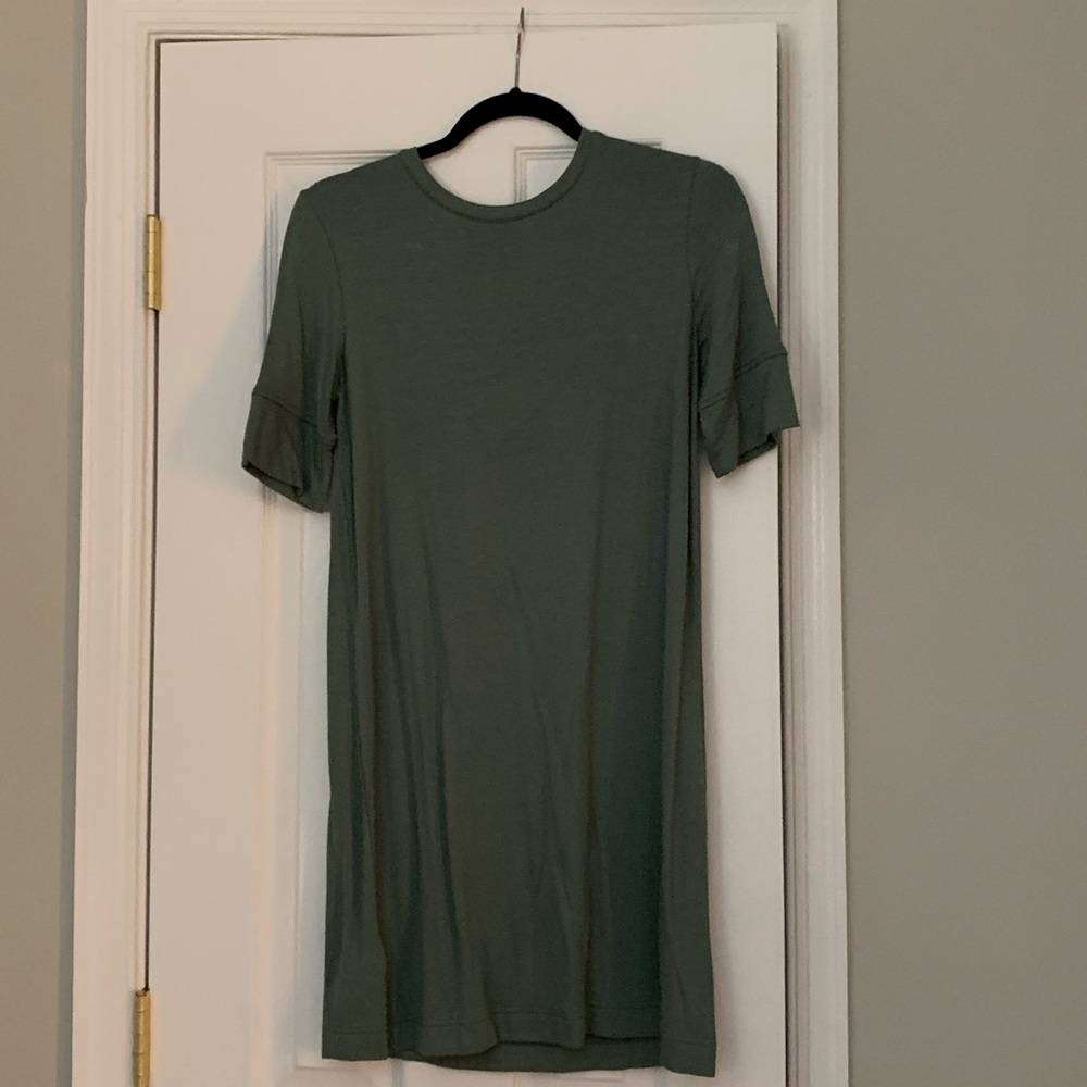 Lou & Grey NWT Sage Green Shift Dress